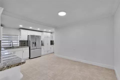 Other - 453 W 40th Pl, Hialeah, FL 33012 photo 8 of 21
