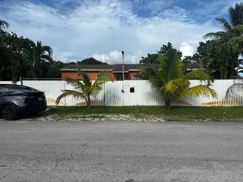 14701 NW 5th Ave, Miami, FL 33168 photo 2