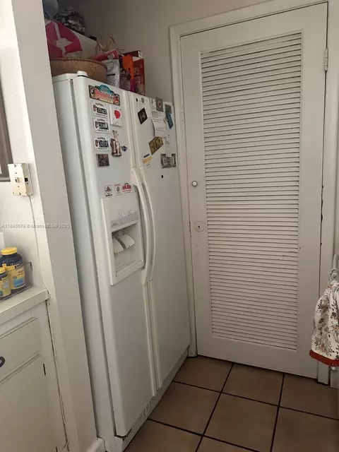 309 S Royal Poinciana Blvd #302, Miami Springs, FL 33166