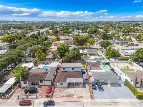 View/Area - 740 E 41st St, Hialeah, FL 33013 photo 8 of 12