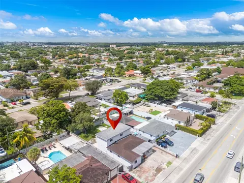 View/Area - 740 E 41st St, Hialeah, FL 33013 photo 6 of 12