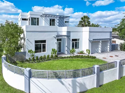 9895 NW 26th St, Doral, FL 33172