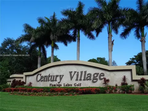 251 SW 132nd Way #315H, Pembroke Pines, FL 33027