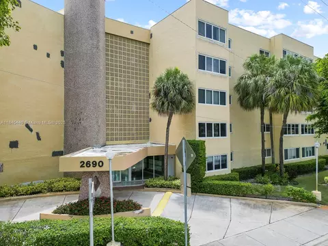 2690 SW 22nd Ave #507, Miami, FL 33133