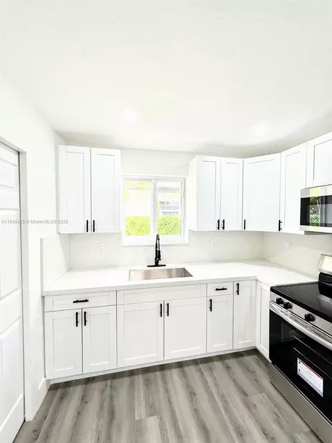 6201 SW 20th Ct, Miramar, FL 33023 photo 9