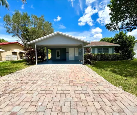 7005 NW 76th Ct, Tamarac, FL 33321