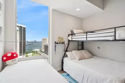 151 SE 1st St #2601, Miami, FL 33131 photo 16