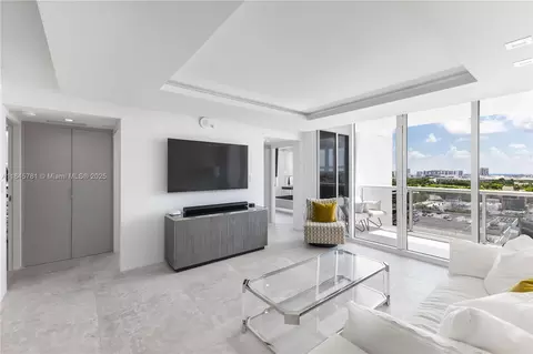 1800 Sunset Harbour Dr #1515, Miami Beach, FL 33139