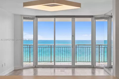 17375 Collins Ave #2501, Sunny Isles Beach, FL 33160