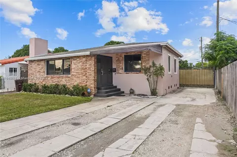 117 W 34th St, Hialeah, FL 33012