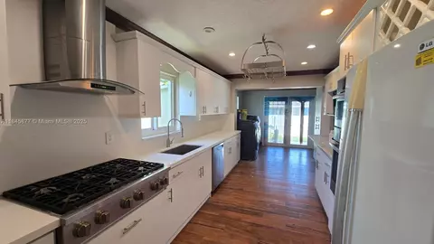 Other - 2441 W 10th Ave, Hialeah, FL 33010 photo 11 of 19