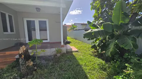 Exterior - 2441 W 10th Ave, Hialeah, FL 33010 photo 5 of 5