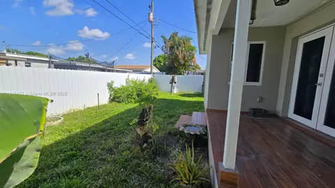 Exterior - 2441 W 10th Ave, Hialeah, FL 33010 photo 3 of 5