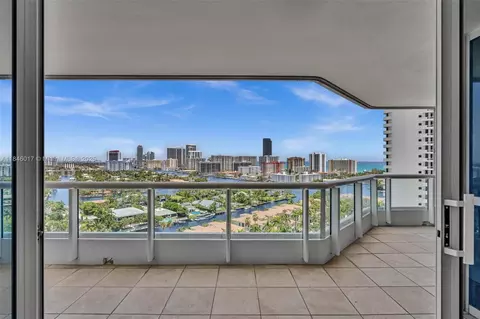 21205 Yacht Club Dr #1809, Aventura, FL 33180