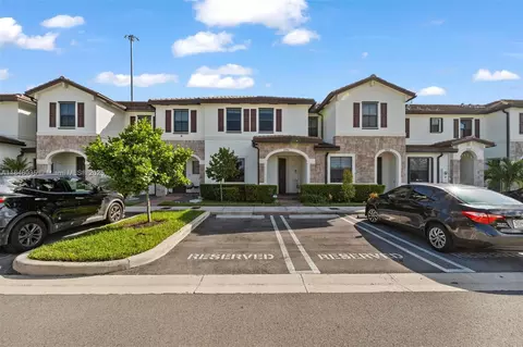 10861 W 32nd Ln #10861, Hialeah, FL 33018