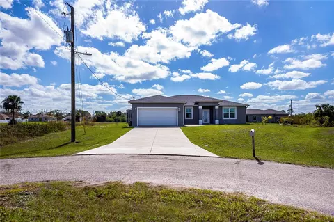 3204 Lark Ct, Labelle, FL 33935