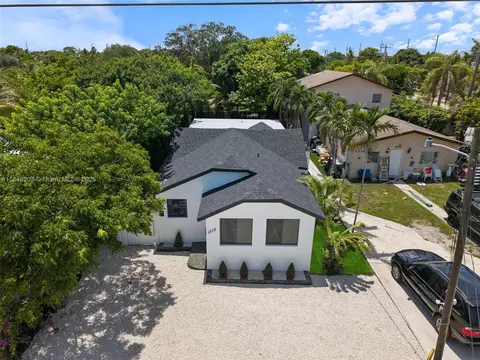1212 N 22nd Ave, Hollywood, FL 33020