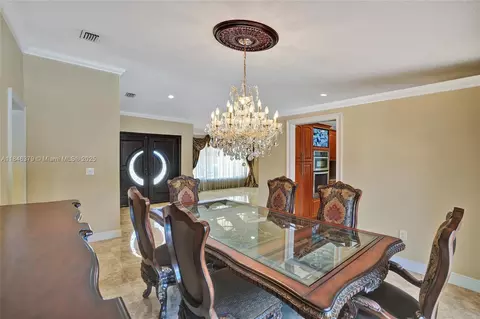 Dining - 7135 N Augusta Dr, Hialeah, FL 33015 photo 3 of 3