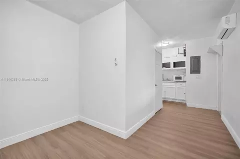 Living - 420 SE 3rd St, Hialeah, FL 33010 photo 2 of 2