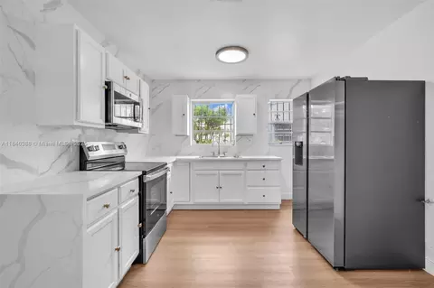 Other - 420 SE 3rd St, Hialeah, FL 33010 photo 4 of 12