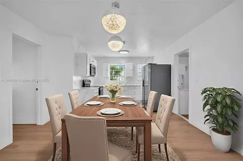 Dining - 420 SE 3rd St, Hialeah, FL 33010 photo 1 of 1