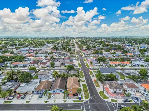 948 E 47th St, Hialeah, FL 33013 photo 43