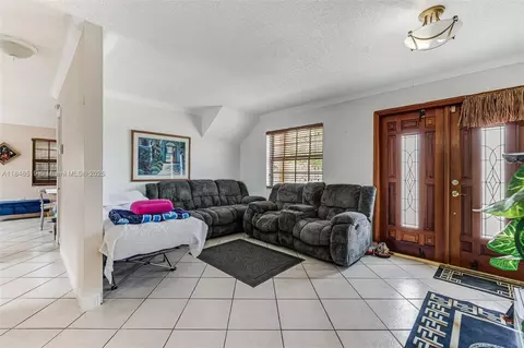 948 E 47th St, Hialeah, FL 33013 photo 3