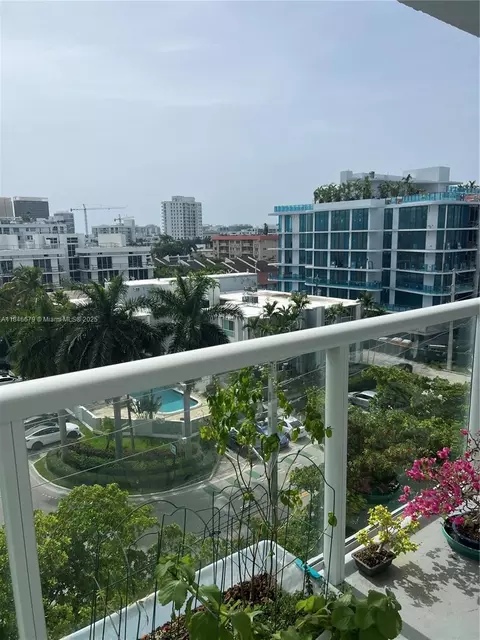 10000 W Bay Harbor Dr #625, Bay Harbor Islands, FL 33154