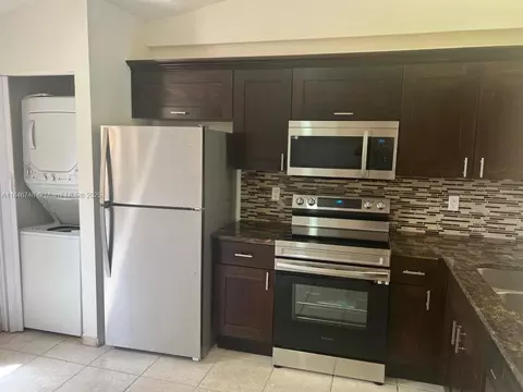 2521 NW 56th Ave #2-26, Lauderhill, FL 33313