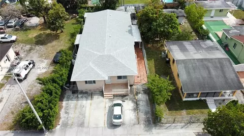 View/Area - 250 E 17th St, Hialeah, FL 33010 photo 1 of 1
