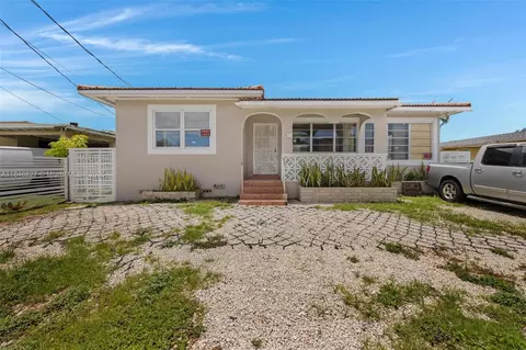 3040 NW 21st Ct, Miami, FL 33142