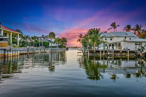 934 Penn Trl, Jupiter, FL 33458