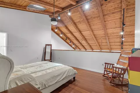 Bedroom - 3339 Oak Dr, Hollywood, FL 33021 photo 3 of 3