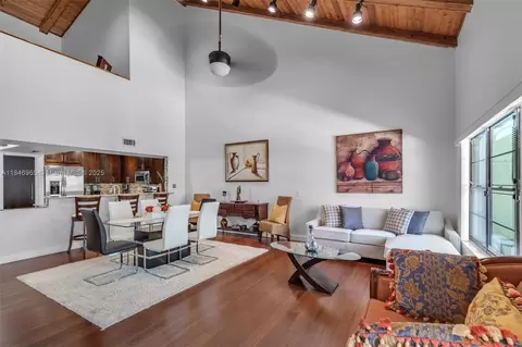 Living - 3339 Oak Dr, Hollywood, FL 33021 photo 1 of 1