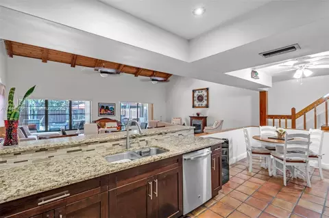 Kitchen - 3339 Oak Dr, Hollywood, FL 33021 photo 2 of 2