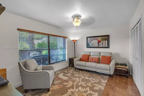 Other - 3339 Oak Dr, Hollywood, FL 33021 photo 5 of 8