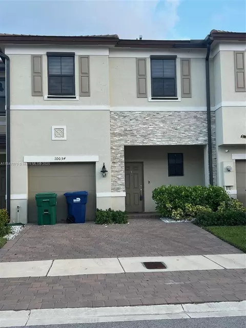 10054 SW 231st Ln, Miami, FL 33190