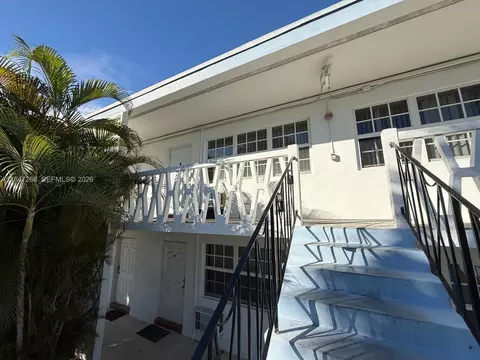 1471 NE 170th St #215A, North Miami Beach, FL 33162