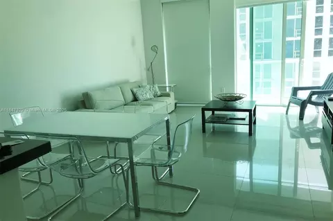 253 NE 2nd St #2706, Miami, FL 33132