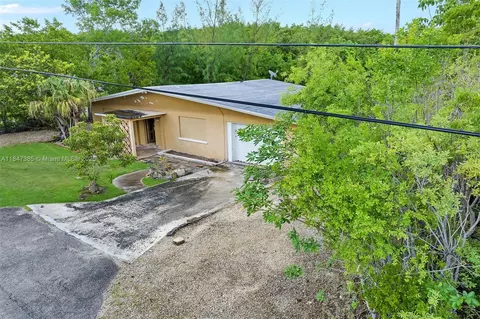 Exterior - 22 Atlantic Dr, Key Largo, FL 33037 photo 2 of 8