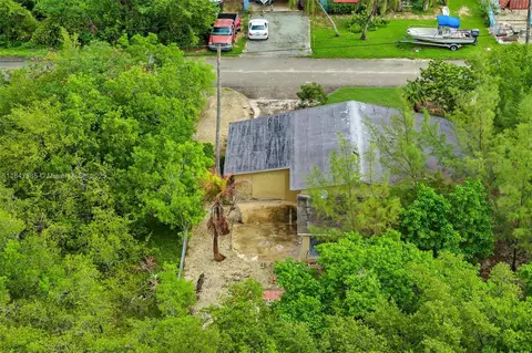 View/Area - 22 Atlantic Dr, Key Largo, FL 33037 photo 9 of 11