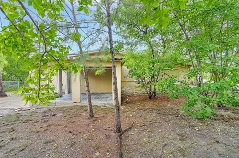 Exterior - 22 Atlantic Dr, Key Largo, FL 33037 photo 8 of 8