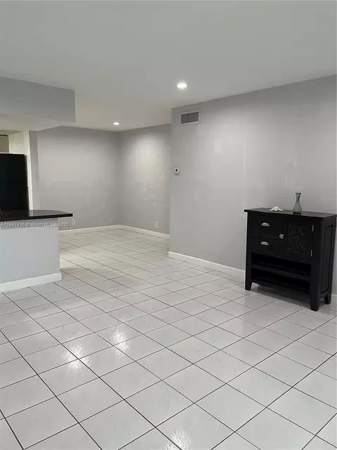 8404 W Sample Rd #131, Coral Springs, FL 33065