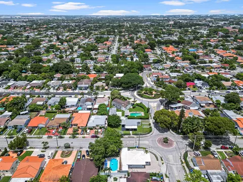 600 SW 31st Ave, Miami, FL 33135