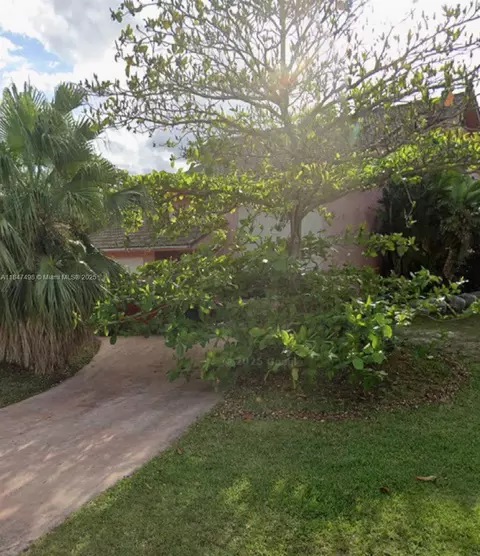 Undisclosed, Miami, FL 33165