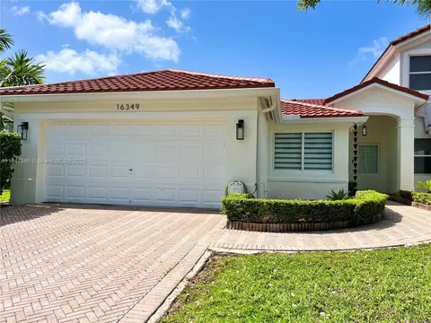 16349 SW 46th Ter, Miami, FL 33185