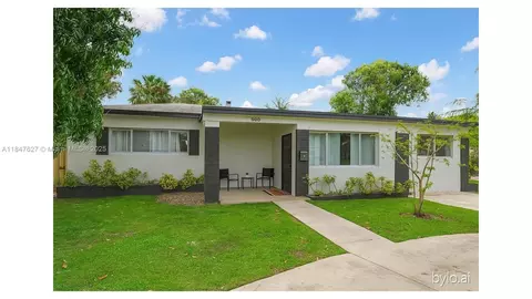 800 SW 26th Ct, Fort Lauderdale, FL 33315