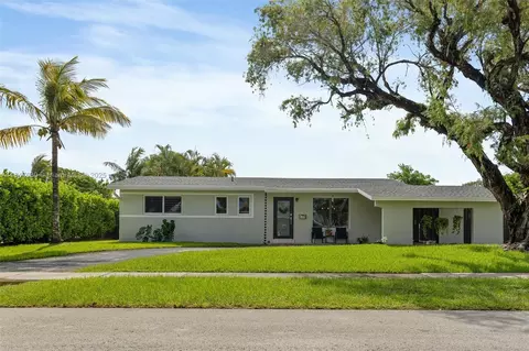 7820 SW 97th Pl, Miami, FL 33173