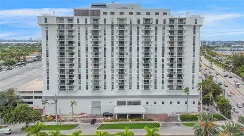 13499 Biscayne Blvd #407, North Miami, FL 33181