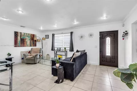 Other - 6975 W 10th Ct, Hialeah, FL 33014 photo 1 of 11